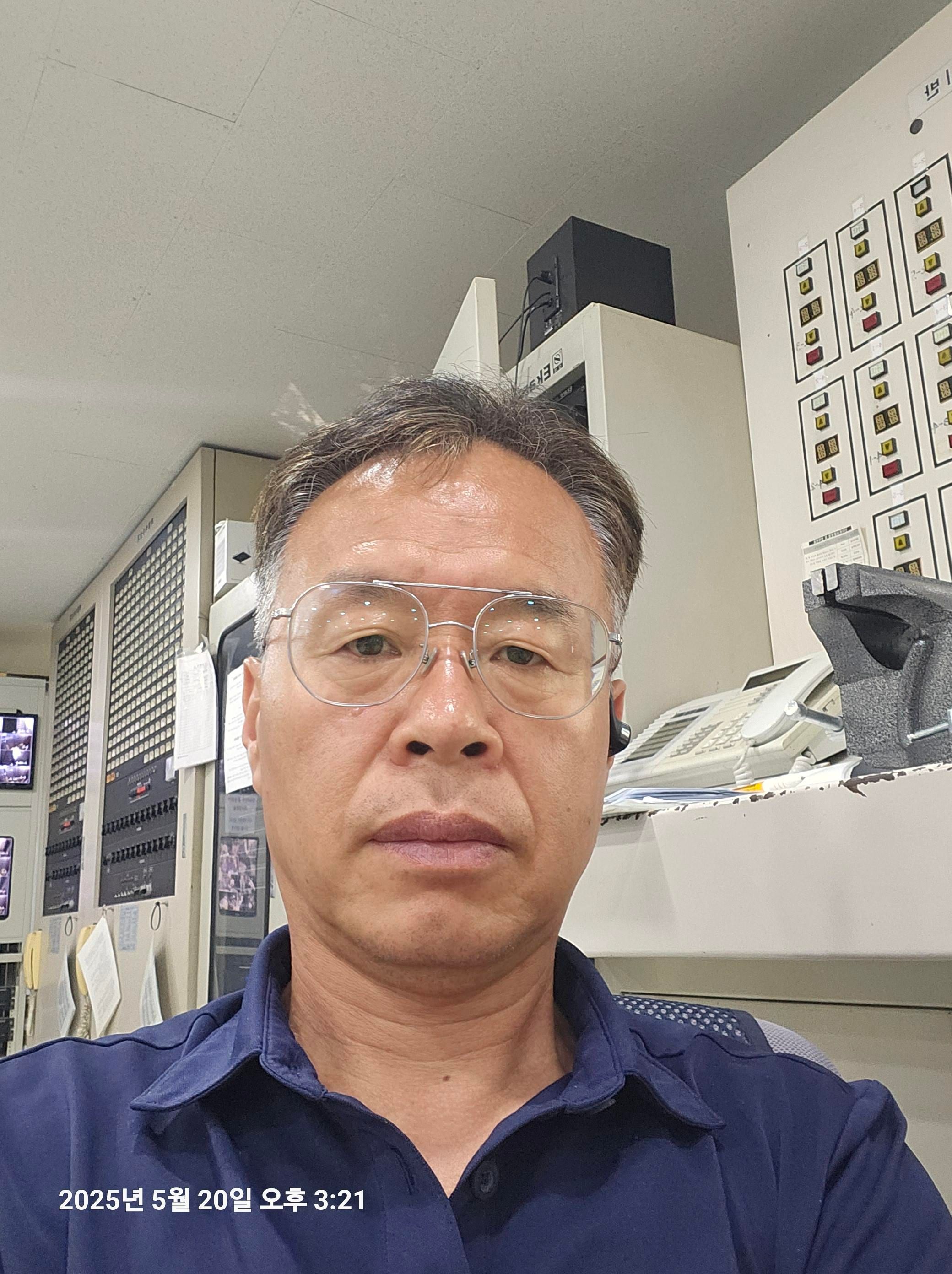 백일흠 전기기사님의 전문가 이미지