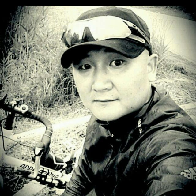 김지철 지게차운전기능사님의 전문가 이미지