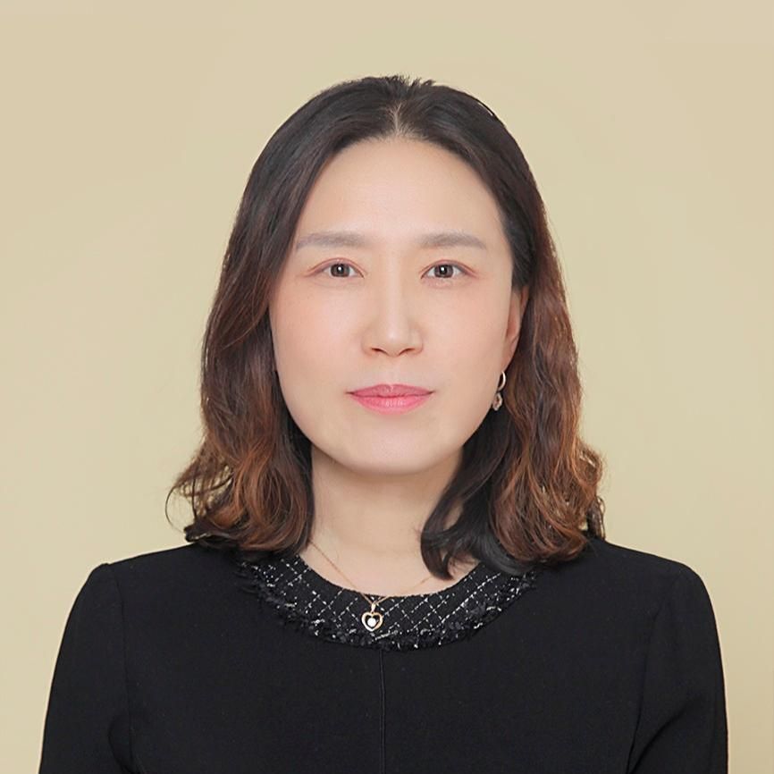 고민진 노무사님의 전문가 이미지