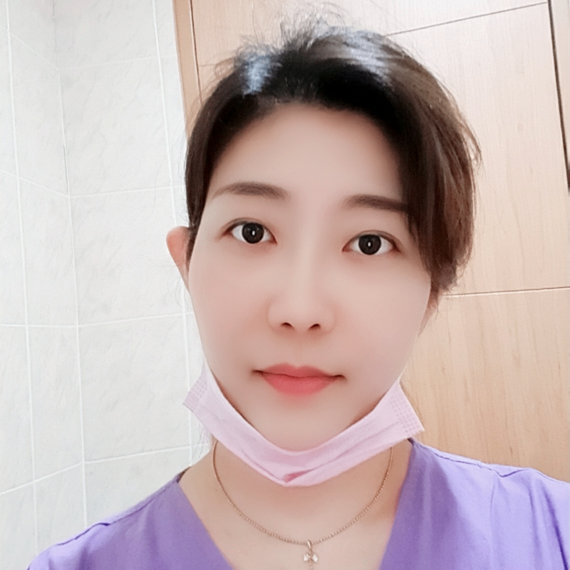 김도희 보육교사님의 전문가 이미지