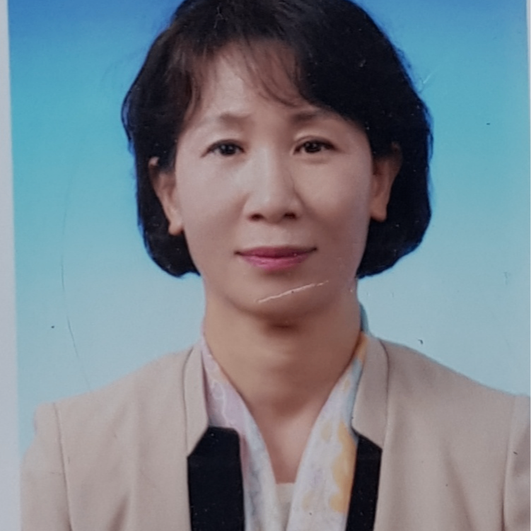 이조윤 공인중개사님의 전문가 이미지