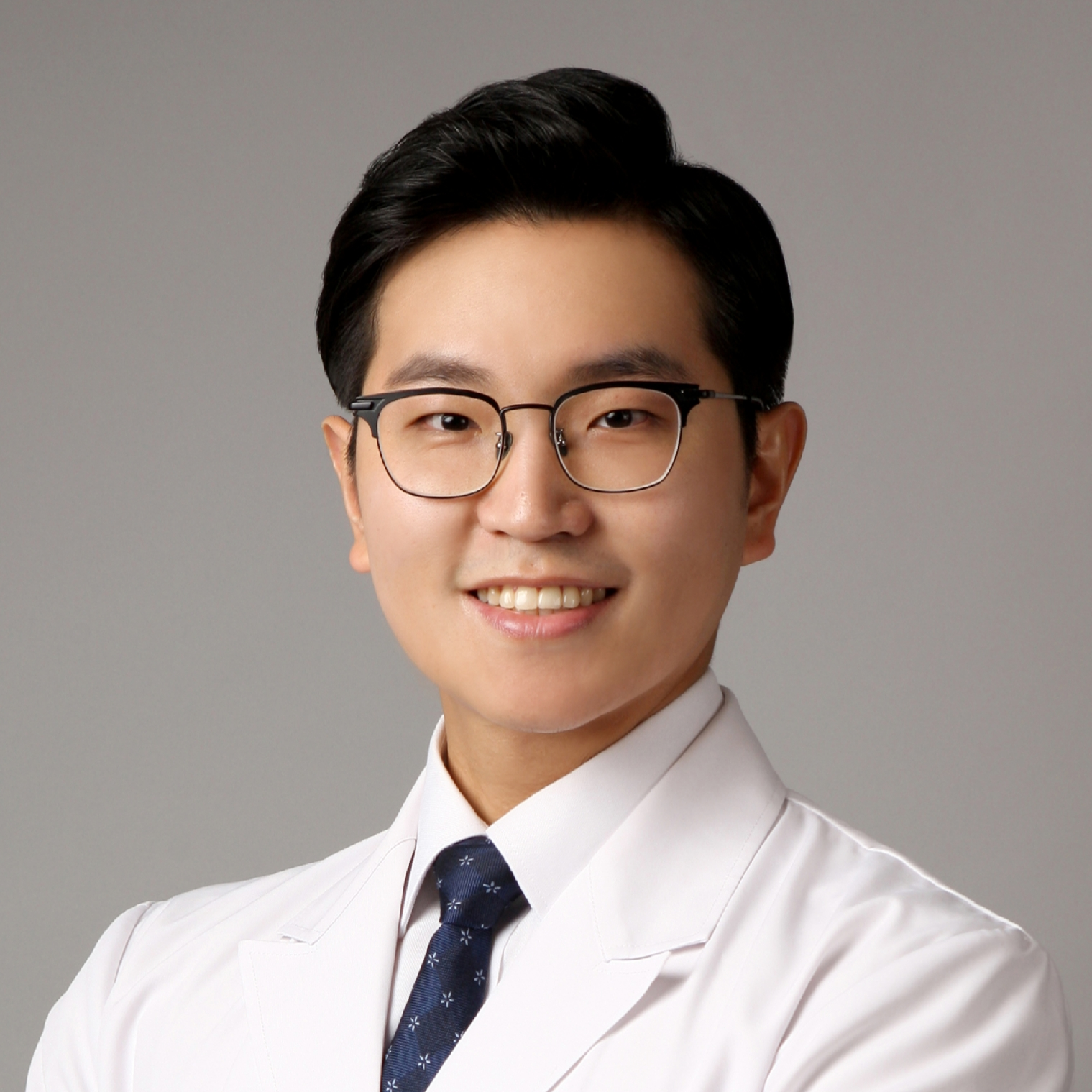 최근형 한의사님의 전문가 이미지