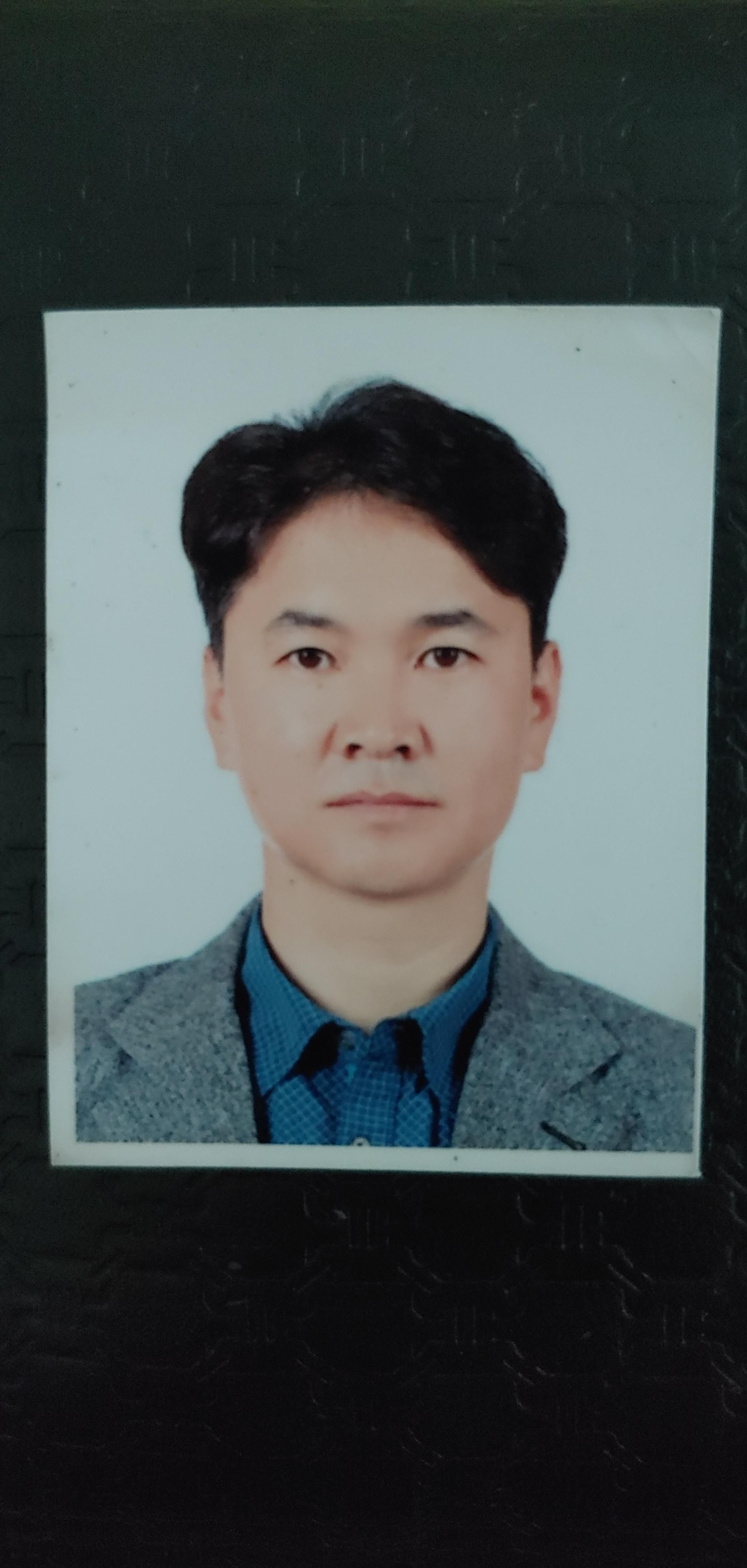 임도윤 지게차운전기능사님의 전문가 이미지