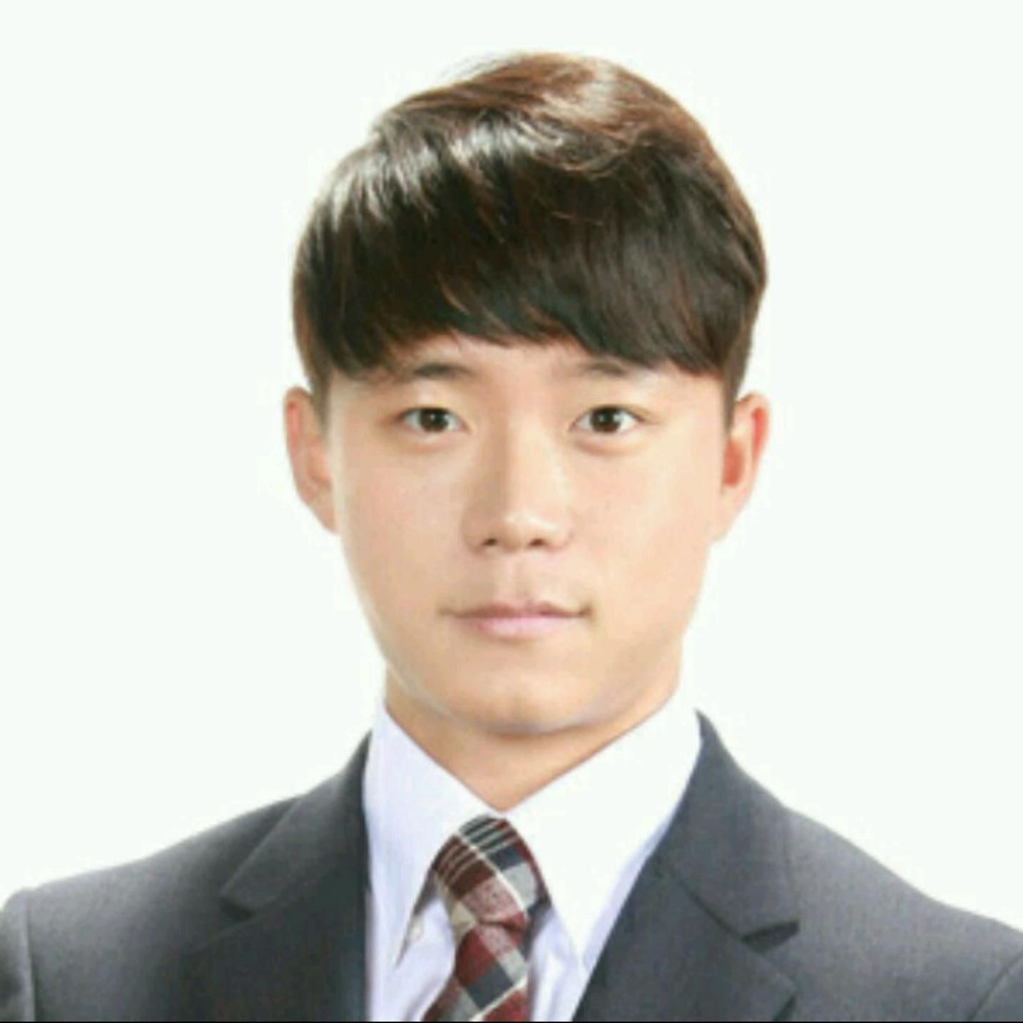 이정상 치과의사님의 전문가 이미지