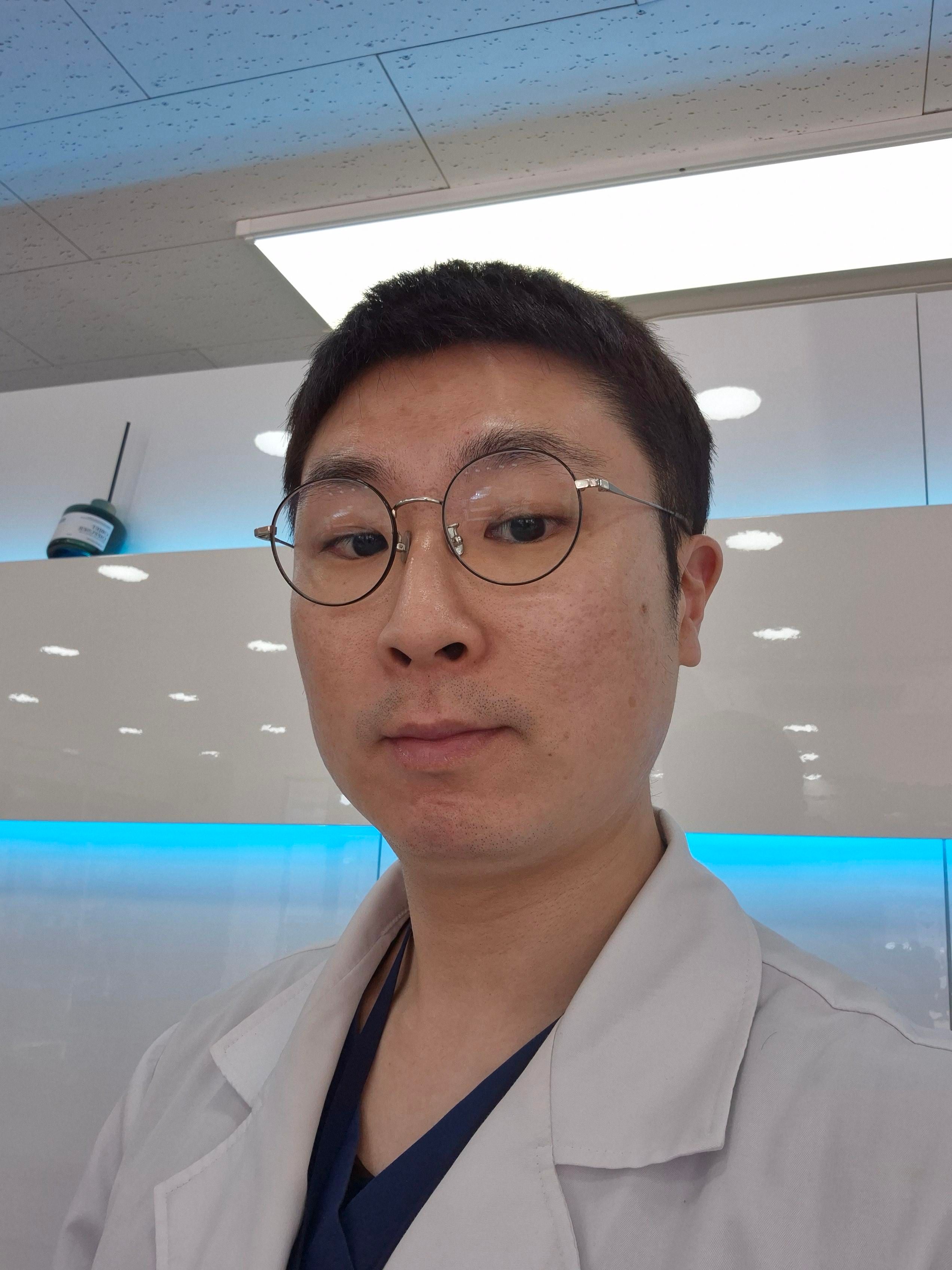 서창호 약사님의 전문가 이미지