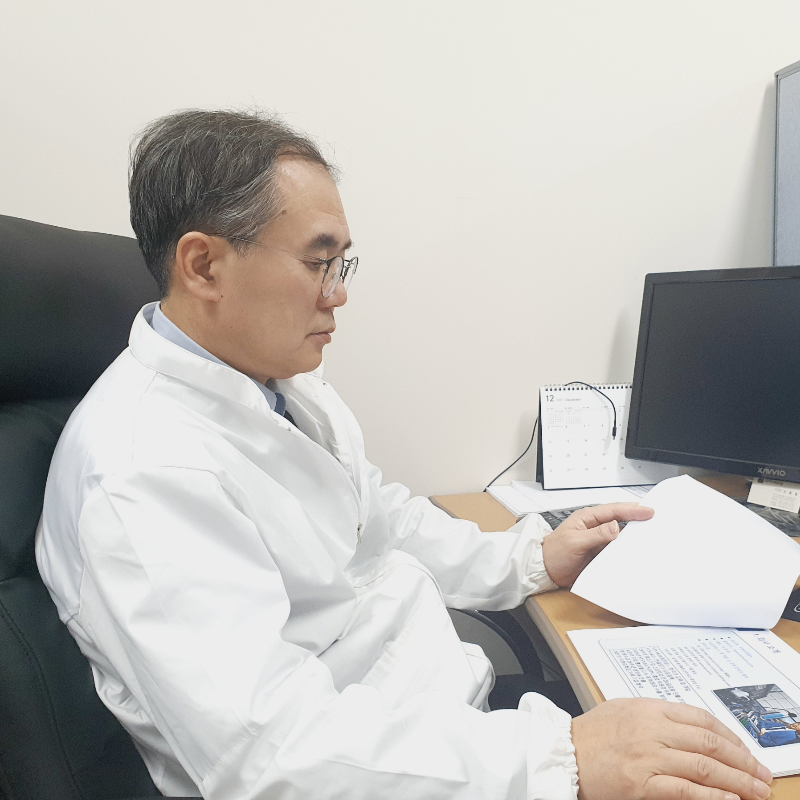 인동철 수의사님의 전문가 이미지