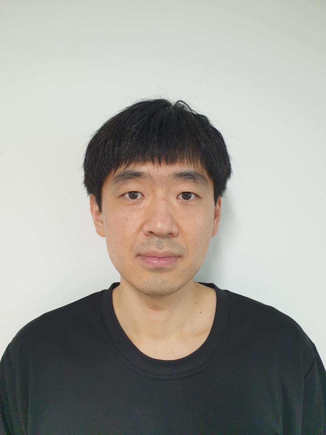 김창현 경제전문가님의 전문가 이미지