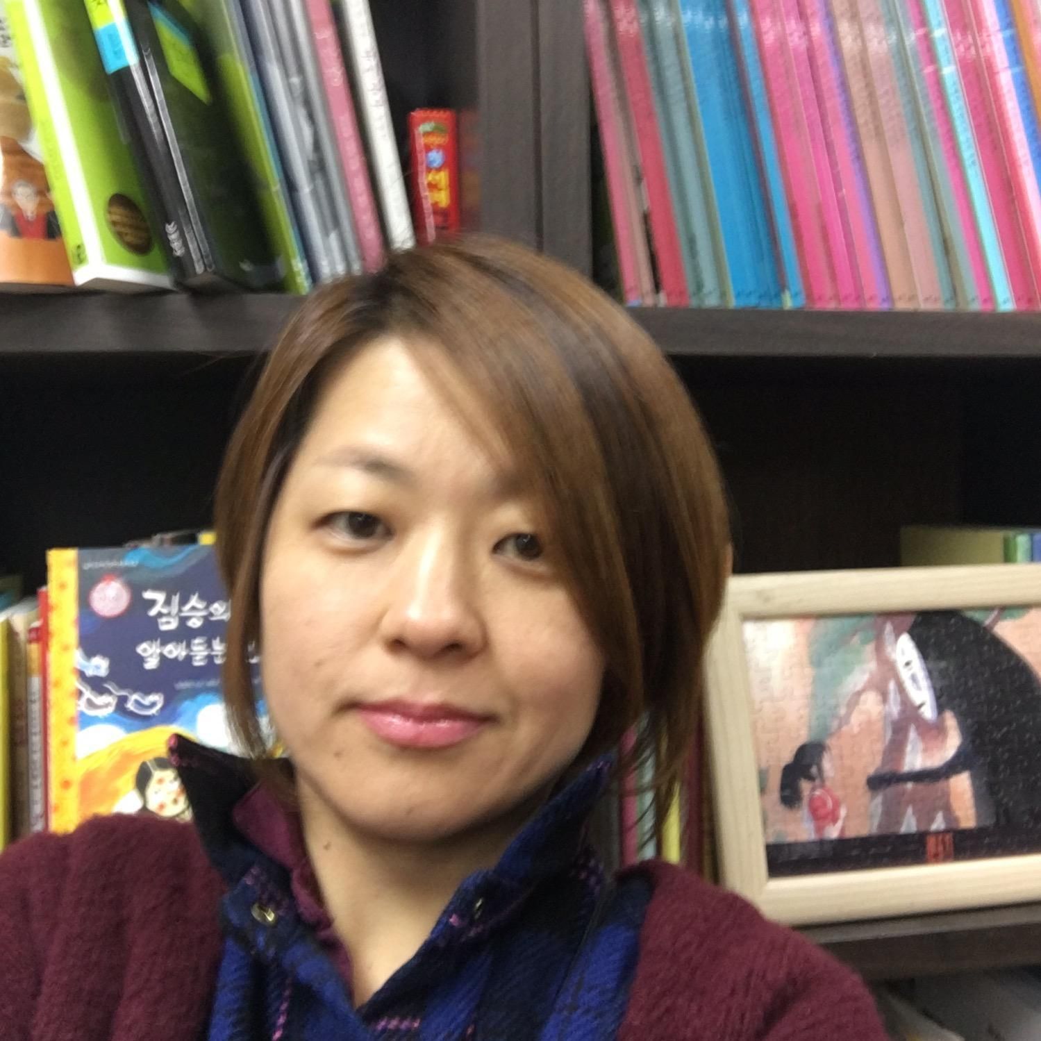 안현주 보육교사님의 전문가 이미지