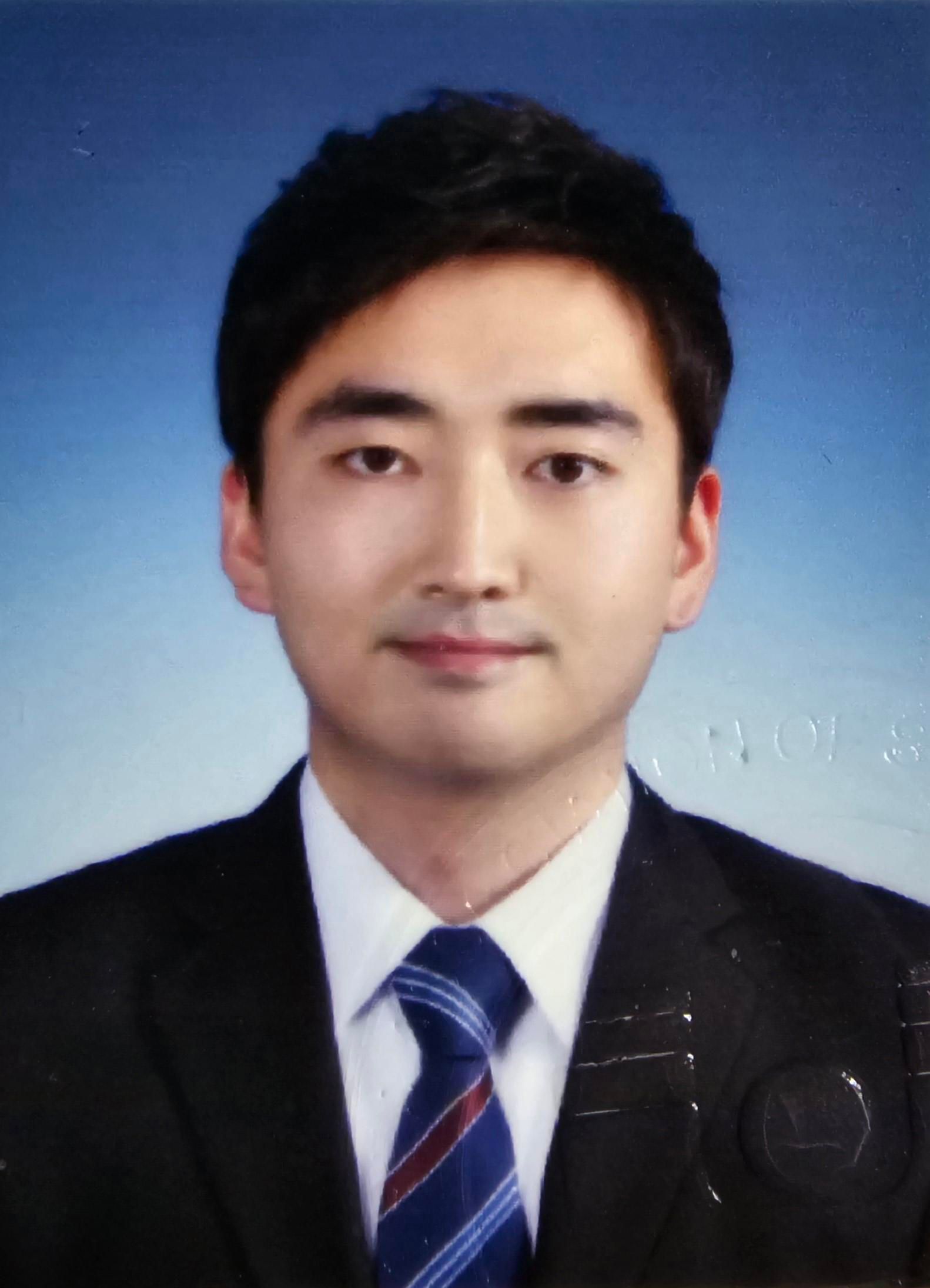 안광진 사회복지사님의 전문가 이미지