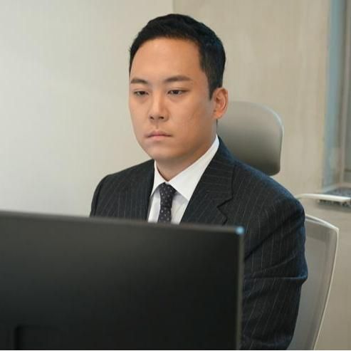 유선종 변호사님의 전문가 이미지