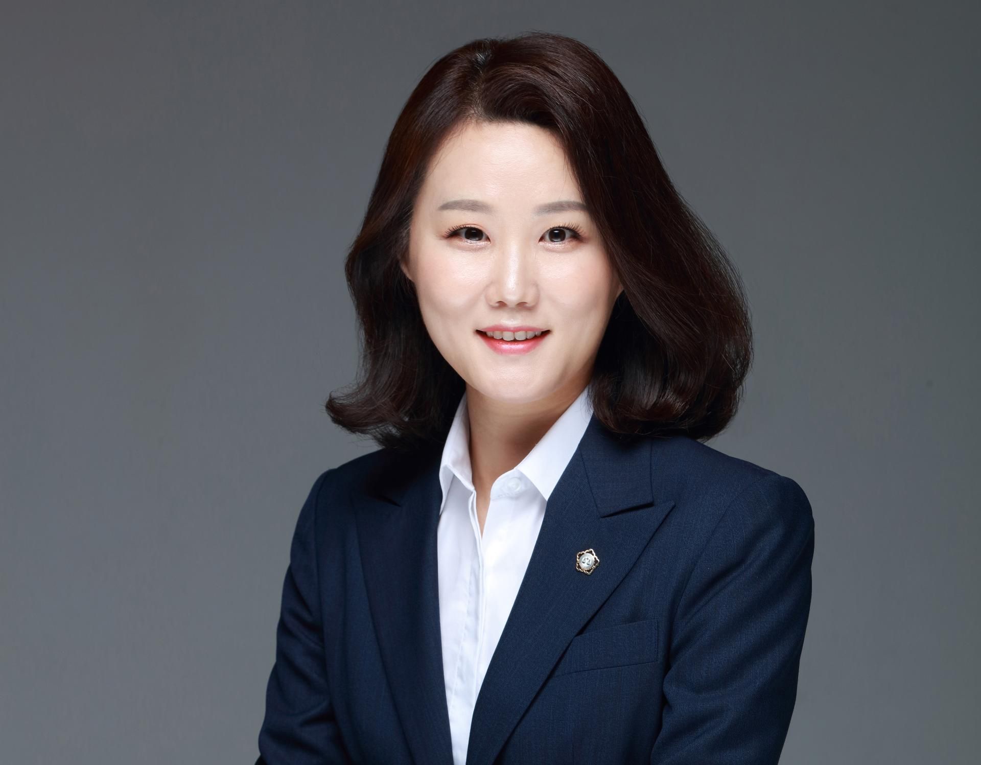 최아란 변호사님의 전문가 이미지