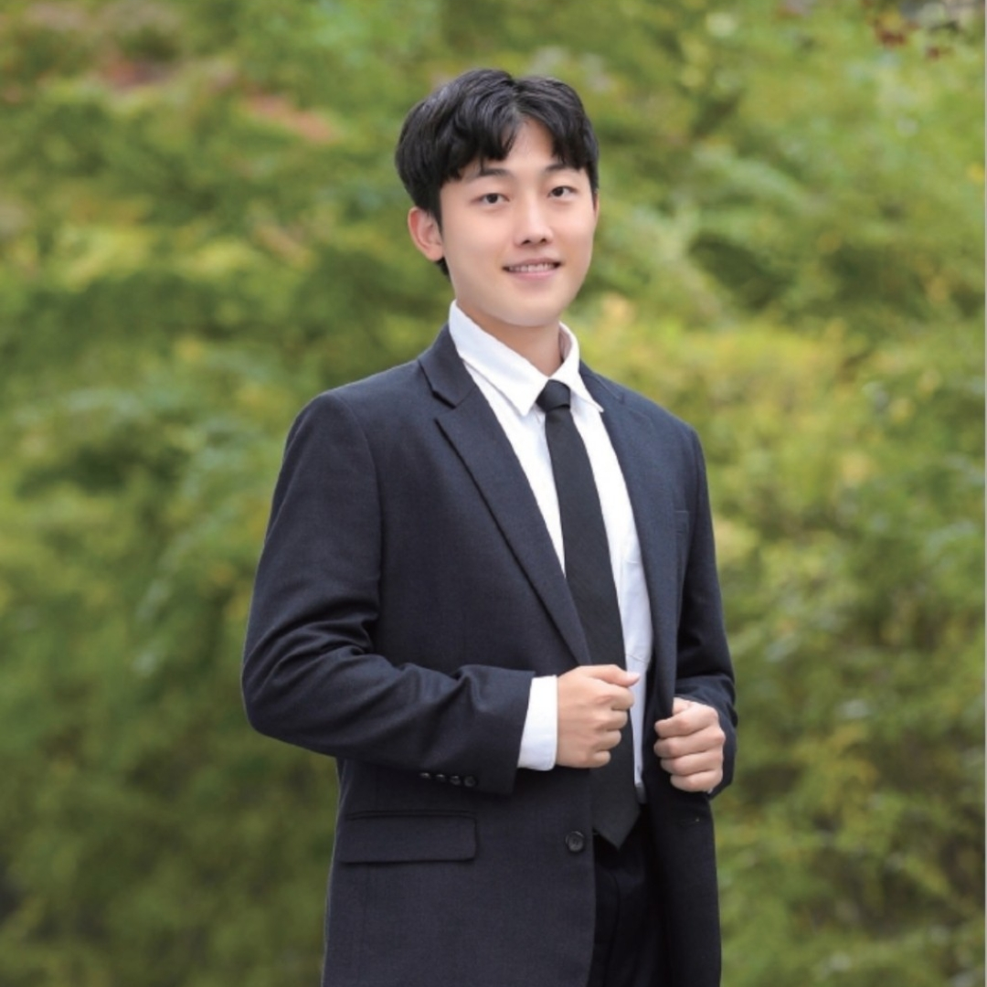 송동준 치과의사님의 전문가 이미지