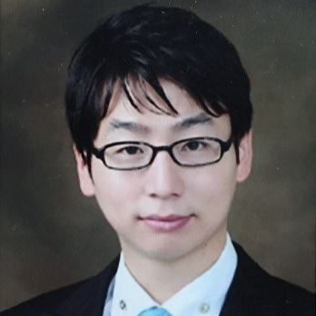 안상우 치과의사님의 전문가 이미지