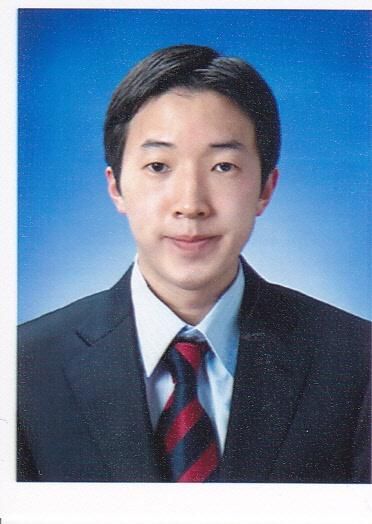 김지우 의사님의 전문가 이미지