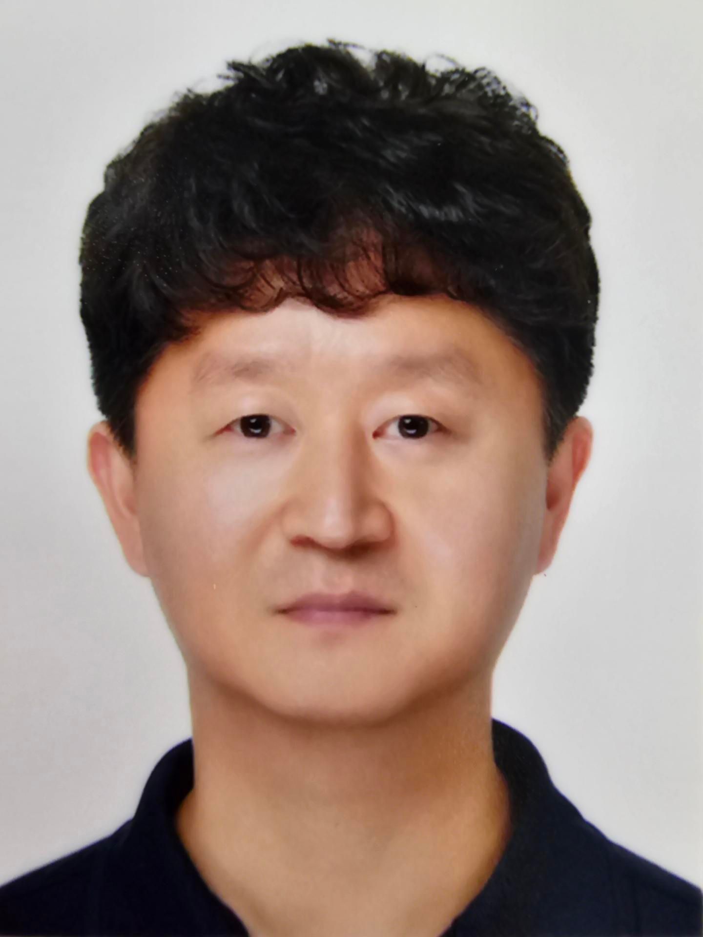 채정식 공인중개사님의 전문가 이미지