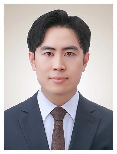 류원용 변호사님의 전문가 이미지