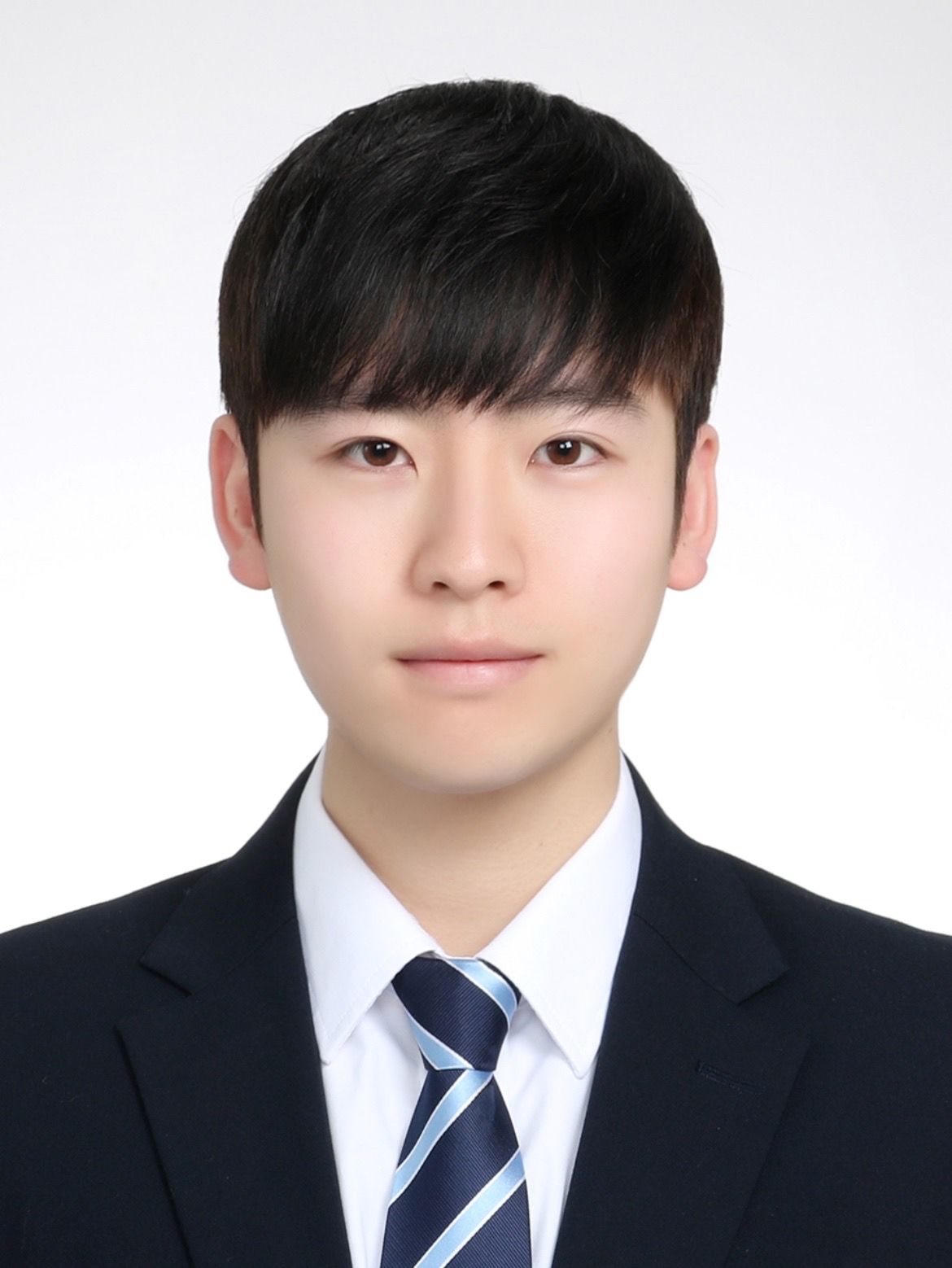 송준범 치과 전문의님의 전문가 이미지