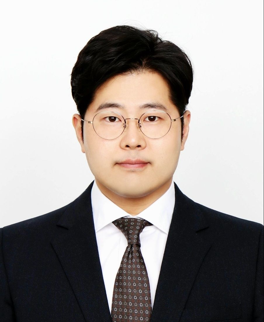 조형근 경제전문가님의 전문가 이미지