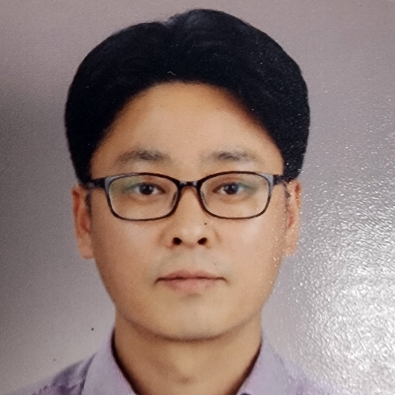 이진 공인중개사님의 전문가 이미지