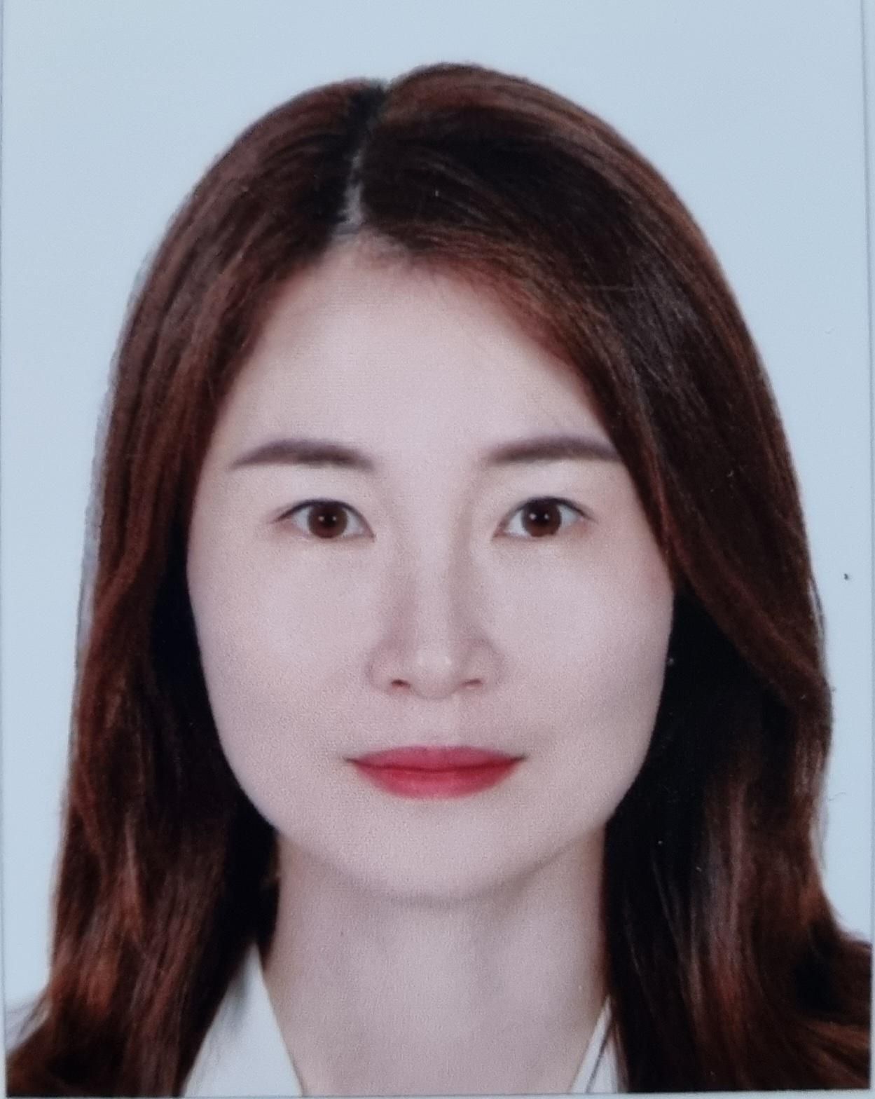 이영은 초등학교 교사님의 전문가 이미지