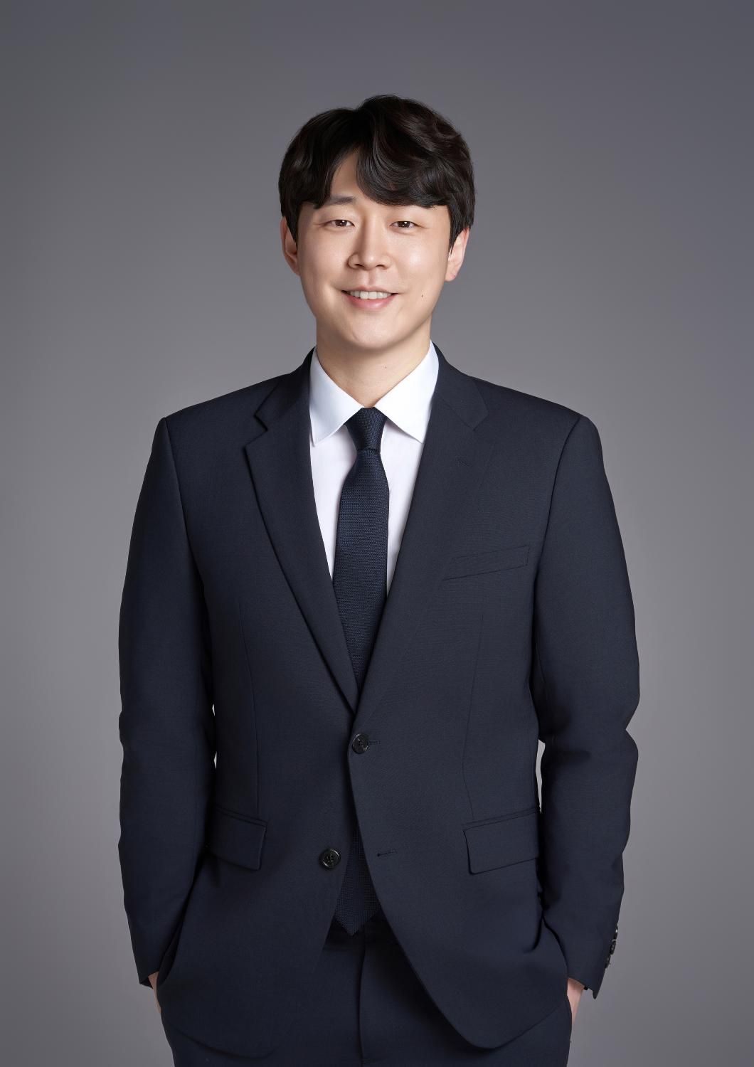 강신의 노무사님의 전문가 이미지