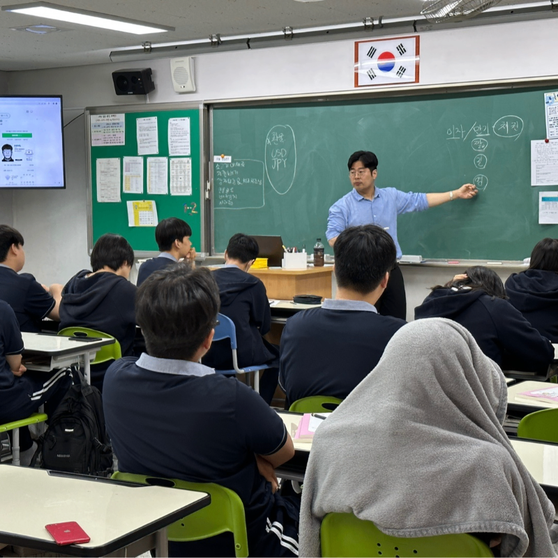 조형근 경제전문가님의 전문가 이미지