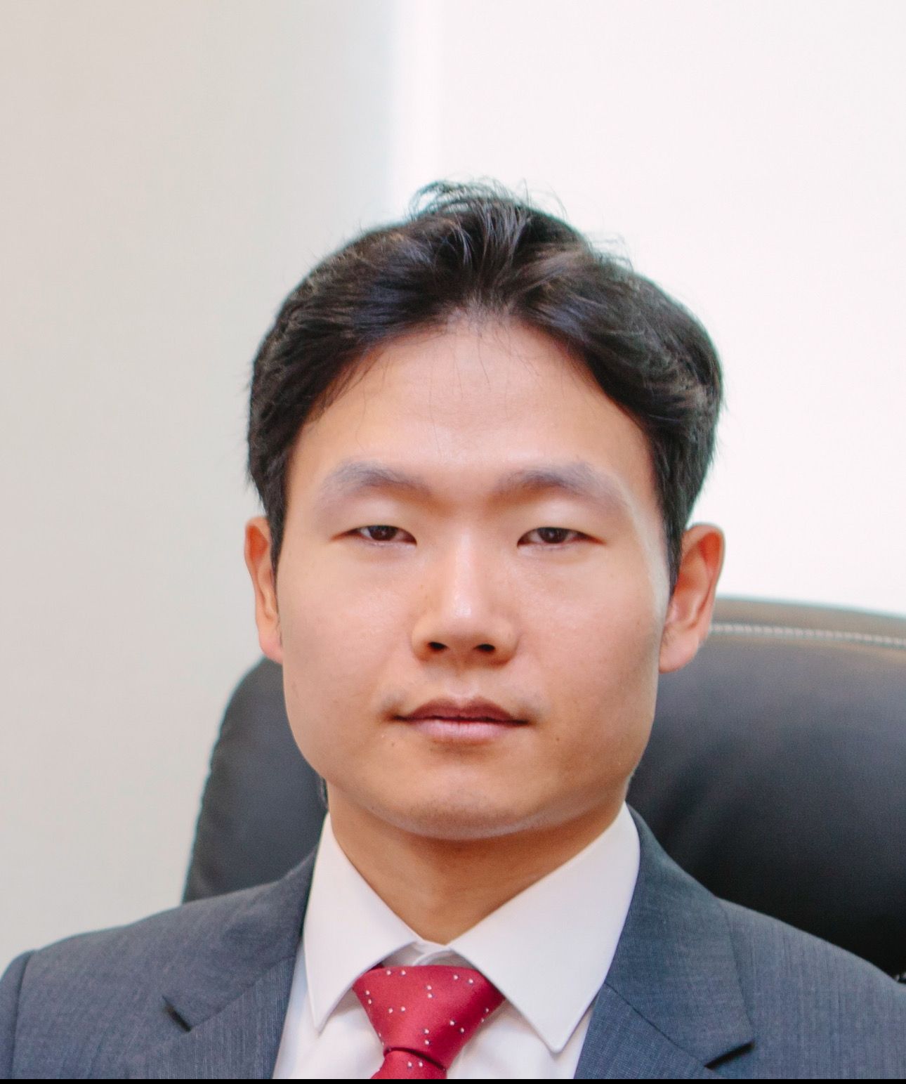 김동완 변호사님의 전문가 이미지