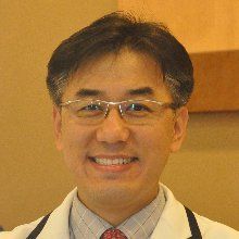 이근범 치과 전문의님의 전문가 이미지