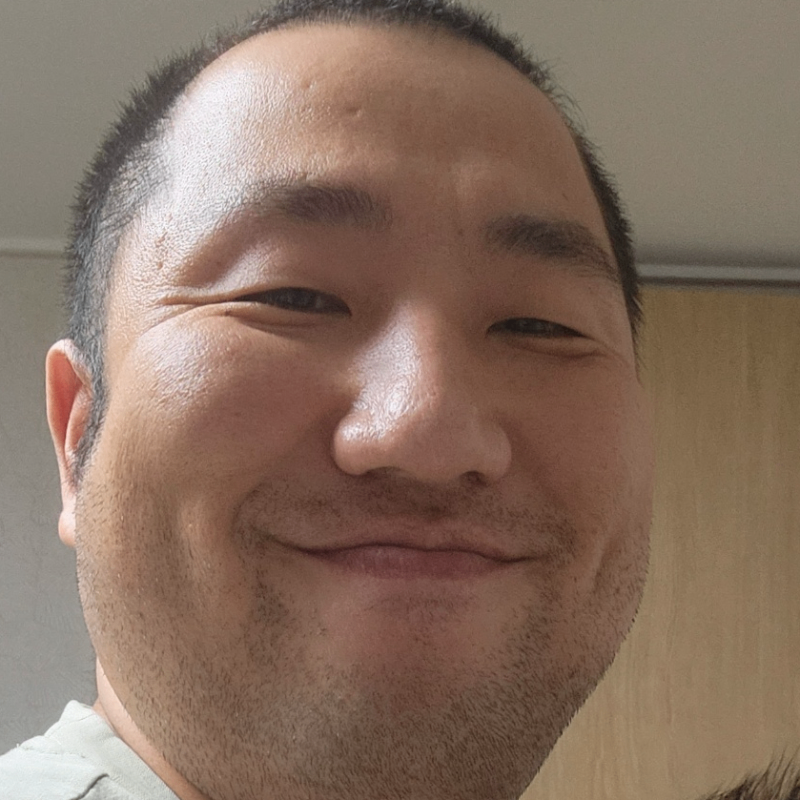 황석제 보육교사님의 전문가 이미지