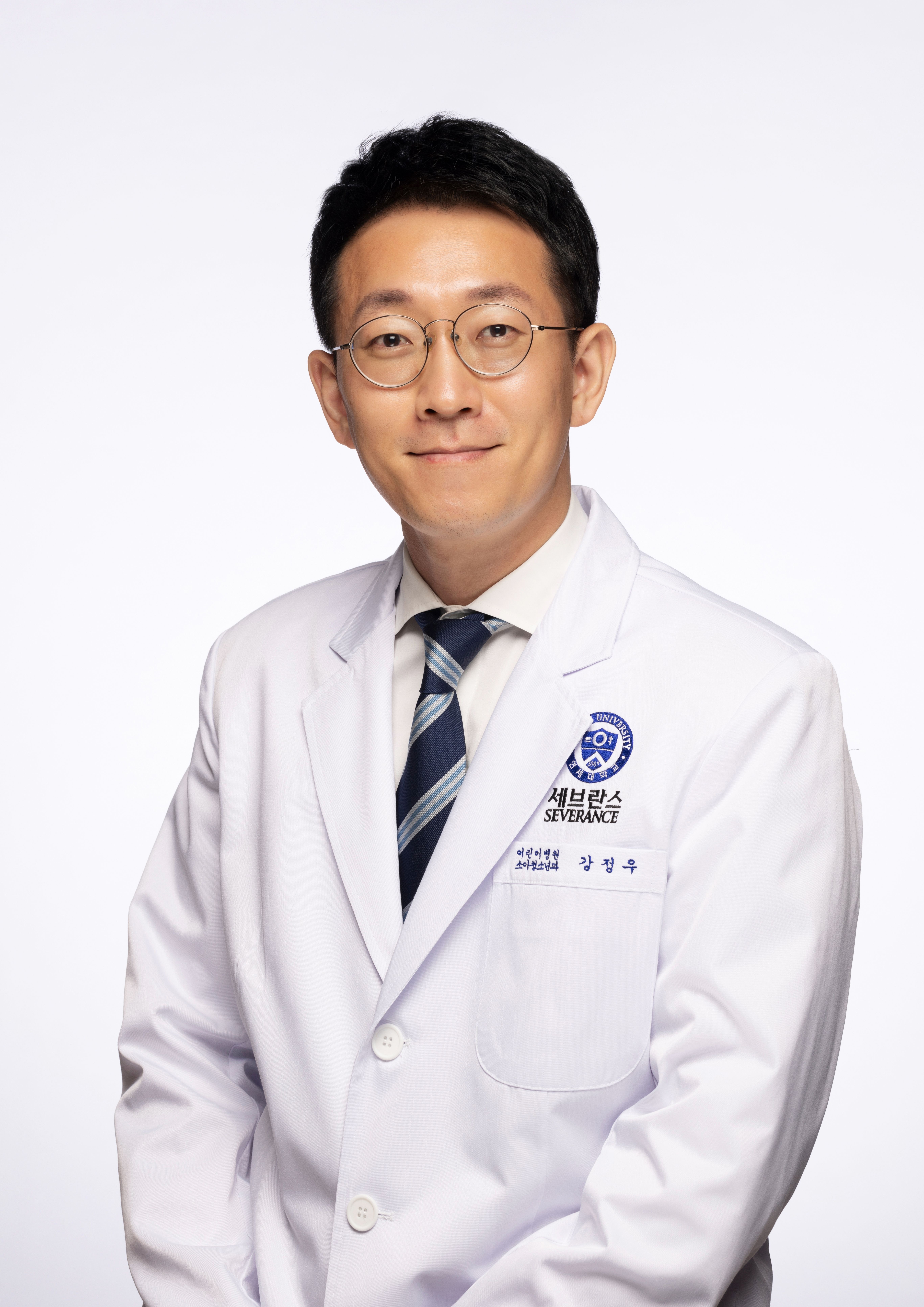강정우 의사님의 전문가 이미지