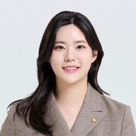 김나희 노무사
