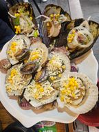 가득한조개구이