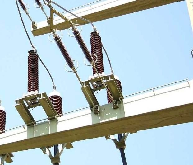 송전탑의 애자는 어떤 역할을 하는 것인가요?의 0번 째 이미지