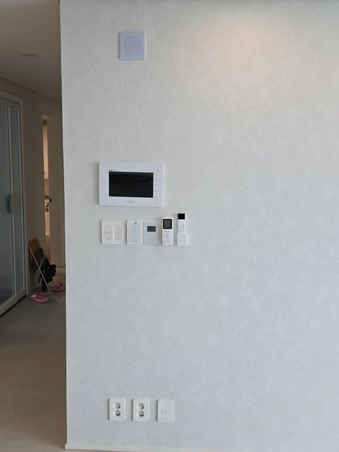 아파트 스피커를 이용해서 벽시계 장착 가능한가요?의 0번 째 이미지