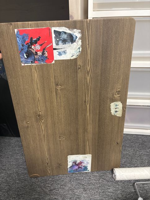 이렇게 작은 책상도 폐기물 스티커 붙히나요? 붙여야한다면 어디서 사나요?의 0번 째 이미지