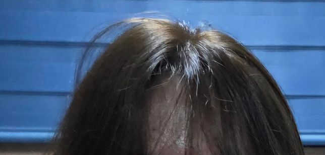 머리염색을 했는데 눈썹염색을 무슨 색으로 할지 추천 부탁드립니다.의 1번 째 이미지