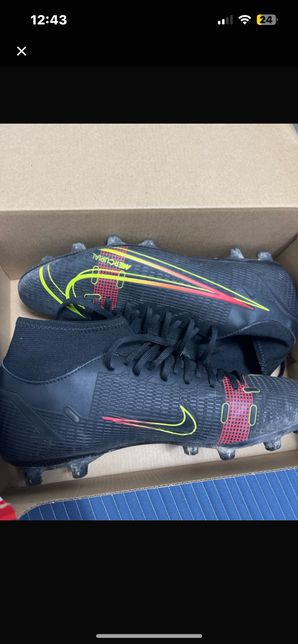 축구화 가격과 제품 정보좀 알고싶어요의 0번 째 이미지