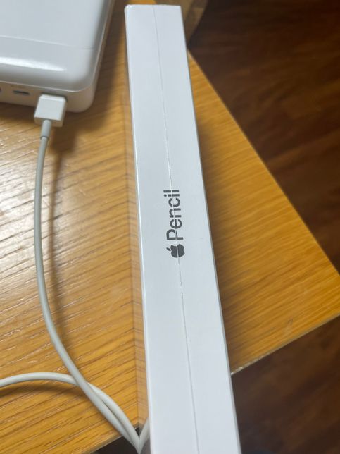 이거 가품이겠죠?? 애플펜슬 2세대를 구매했는데..의 1번 째 이미지