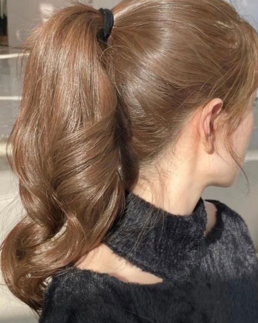 블랙염색한지 2년쯤 되는데 어떤 염색이 가능할까요?의 1번 째 이미지