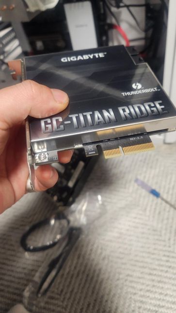 컴퓨터 고수님들 pcie 슬롯 문제입니다 ㅠ의 1번 째 이미지