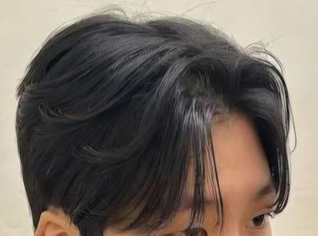 남자 앞머리 씨스루한 텍스쳐 연출 하는법의 1번 째 이미지