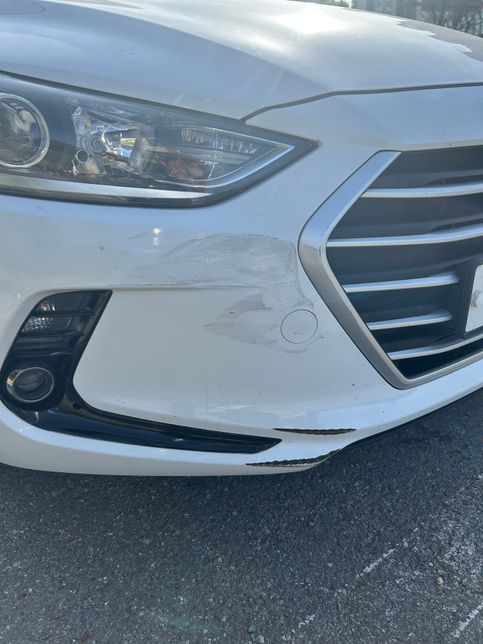 오늘 아침 출근길에 교통사고가 났습니다..의 0번 째 이미지