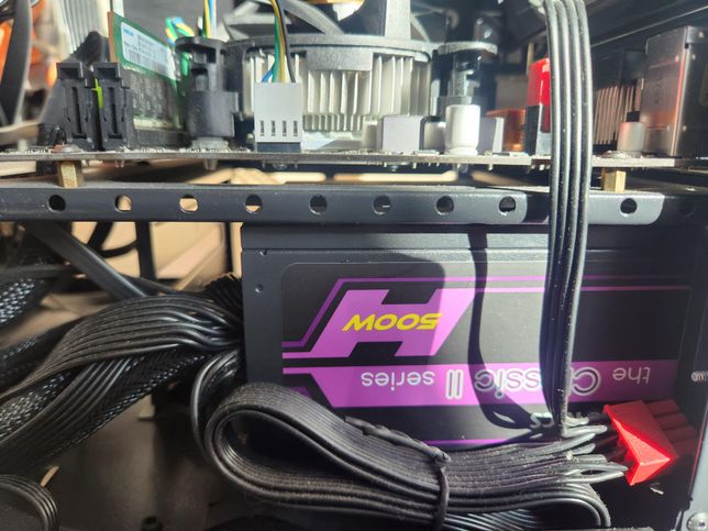 컴퓨터사진에 hdd 하드디스크가 없는건가요?의 1번 째 이미지