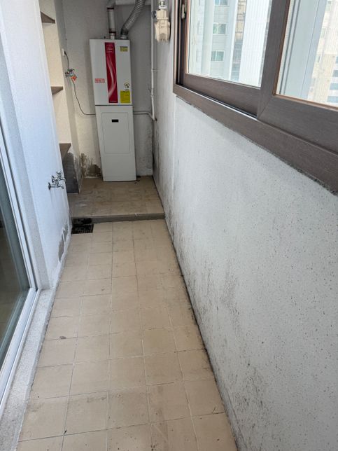 베란다 곰팡이 청소 문의드립니다!!의 0번 째 이미지