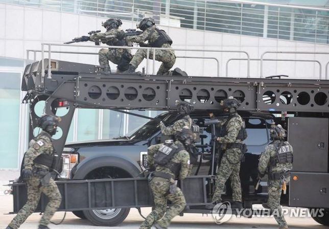 특전사 여단 특수임무대 및 707특수임무단의 1번 째 이미지