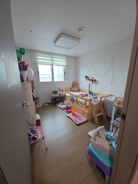 아이방 구조를 바꿔야해요. 도와주세요.의 0번 째 이미지