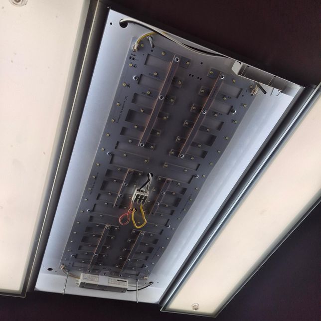 이 형광등 나갔는데 어떻게 할줄 모르겠어요..의 1번 째 이미지