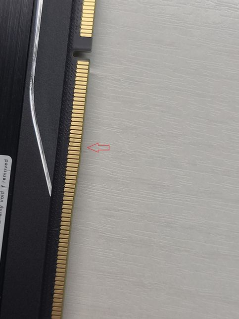 램에 흰색털같은게 있고 검은 자국같은게 있는데의 1번 째 이미지