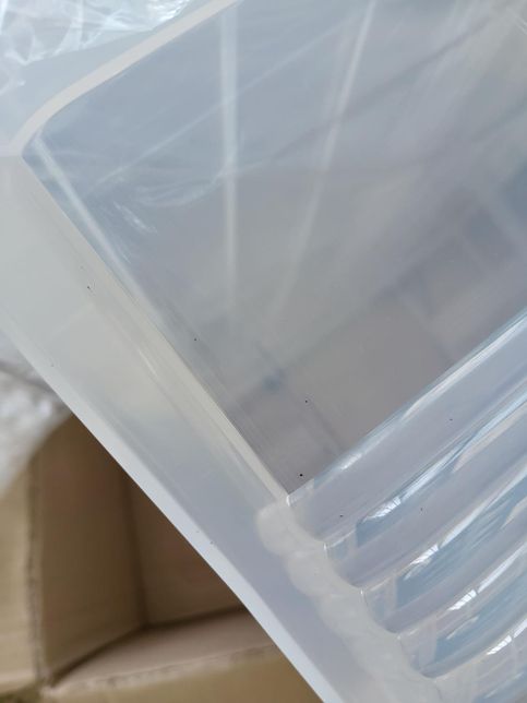 새 상품인데 곰팡이로 보이는지 봐주세요의 0번 째 이미지