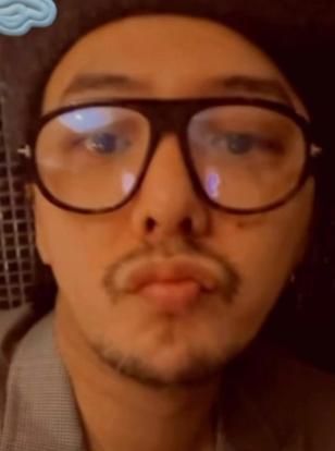 수염을 기르는 방법 ( 빠른 답변 부탁드려요)의 0번 째 이미지